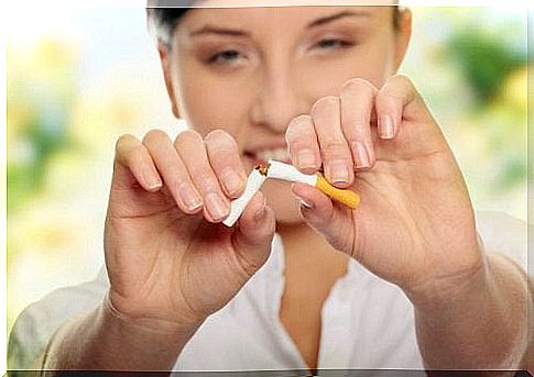 Woman cracking a cigarette