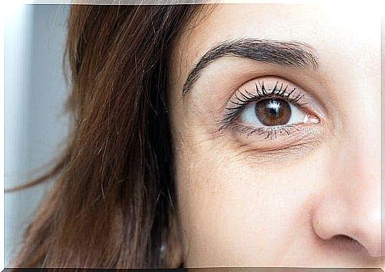 How to avoid getting dark circles under the eyes